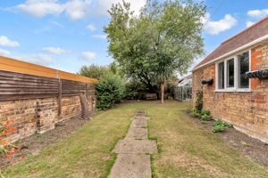 Photo 25- click for photo gallery